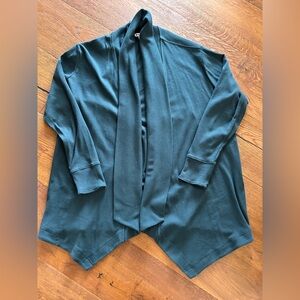 Athleta Pranayama Restore Wrap